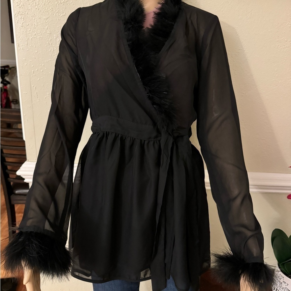 24 hrs poly chiffon pegnoir size Extra small nwt​